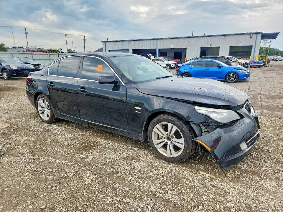 2010 BMW 528 VIN WBANV1C59AC156555 фото 4