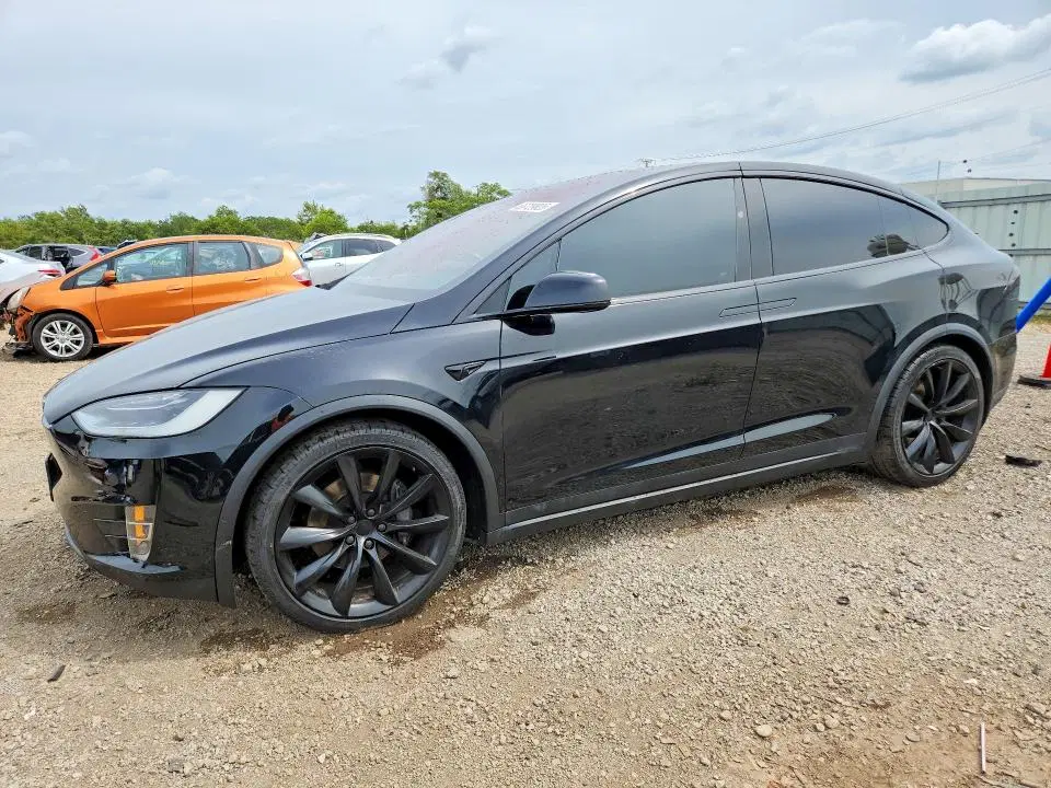 2017 TESLA MODEL X VIN 5YJXCBE27HF048748 фото 2
