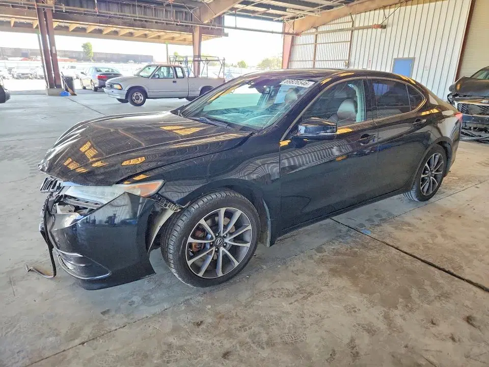 19UUB2F55FA005404 — 2015 Acura TLX, Передняя часть (Front End), фото до ремонта