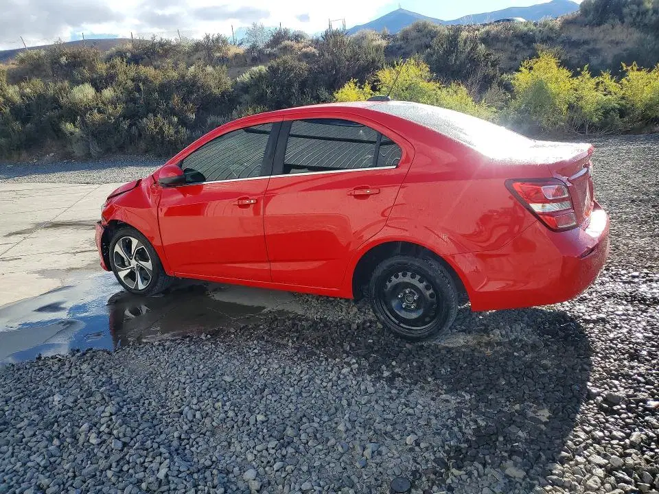 2017 Chevrolet Sonic VIN 1G1JF5SB0H4108095 фото 2