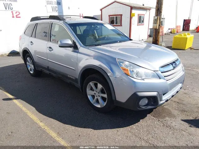 4S4BRBDC3E3257833 — 2014 Subaru Outback 2.5I Premium, Биологическая или химическая опасность (Biohazard), фото до ремонта
