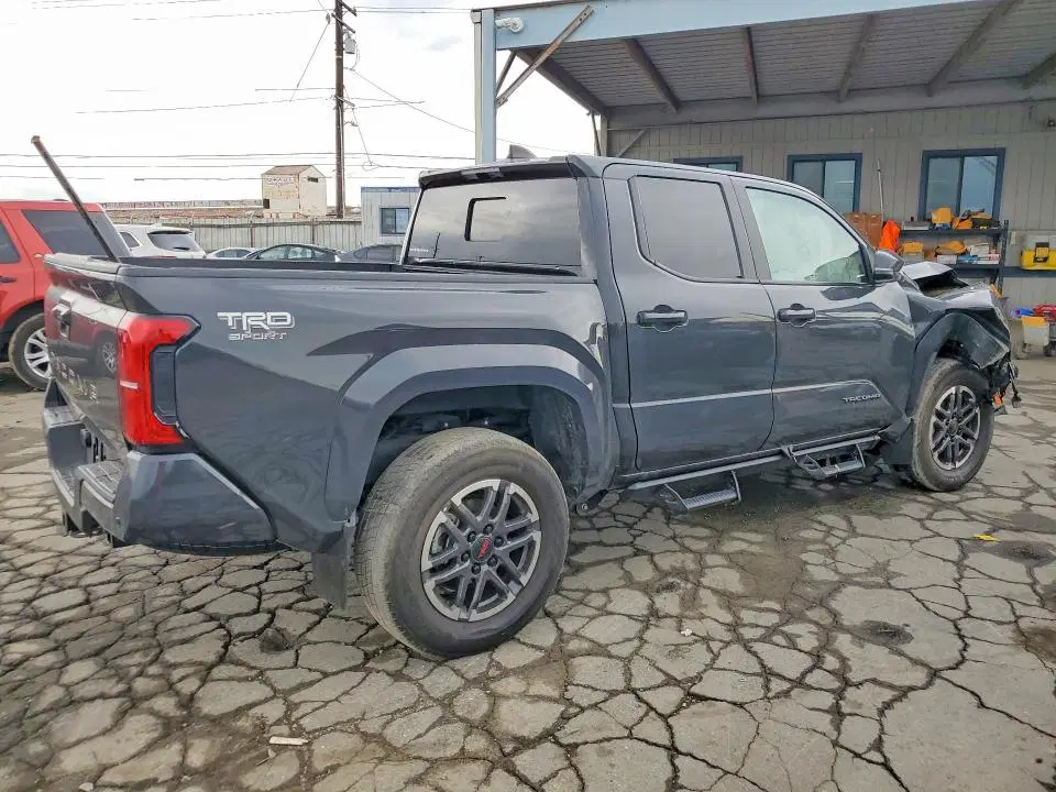 2024 Toyota Tacoma VIN 3TMLB5JNXRM006185 фото 3