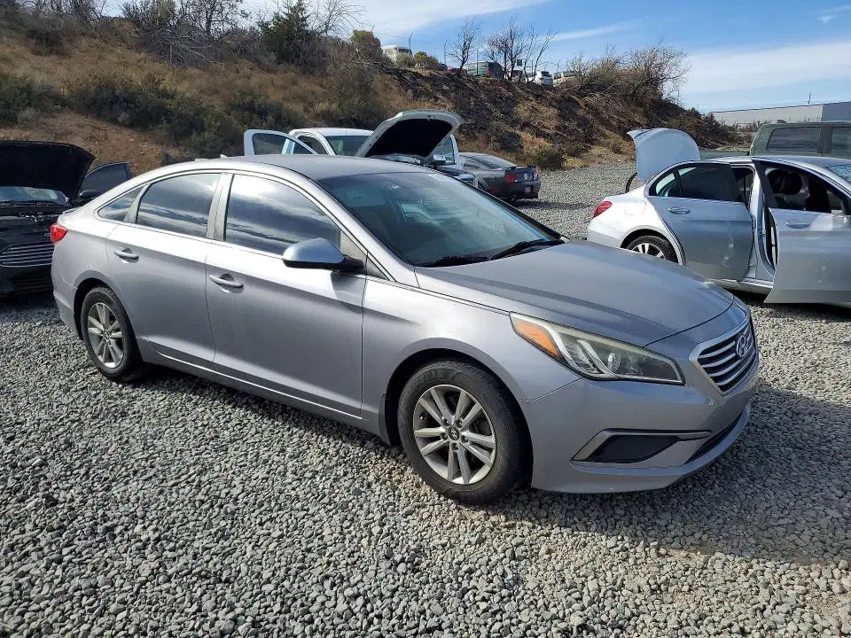 2016 Hyundai Sonata VIN 5NPE24AF2GH303661 фото 4