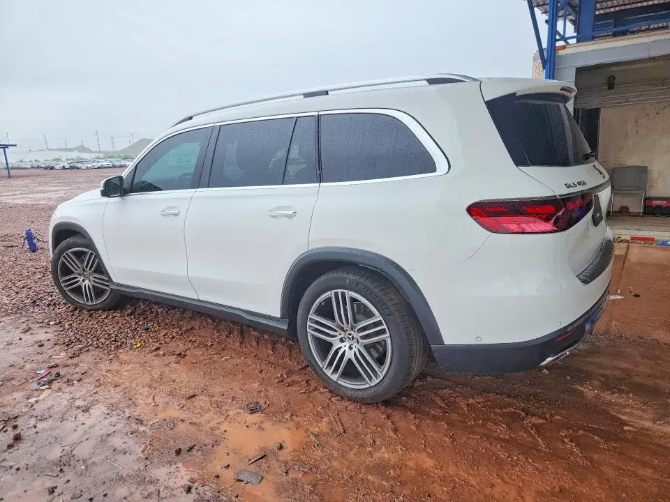 2025 Mercedes-Benz GLS VIN 4JGFF5KE7SB427743 фото 2