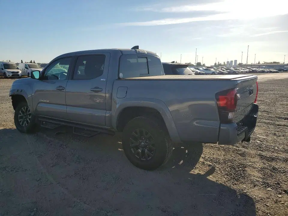 2021 Toyota Tacoma VIN 3TMCZ5AN4MM434757 фото 2