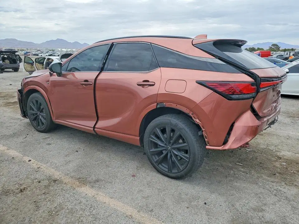 2023 Lexus RX VIN 2T2BCMEA3PC003642 фото 2