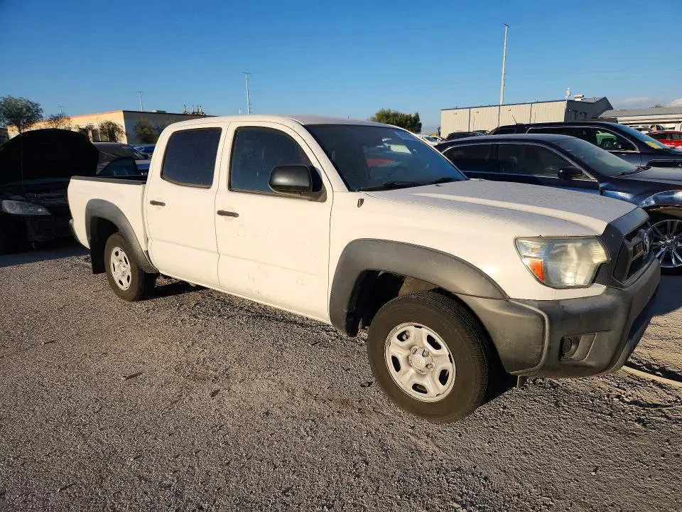 2014 Toyota Tacoma VIN 5TFJX4CN2EX038293 фото 4