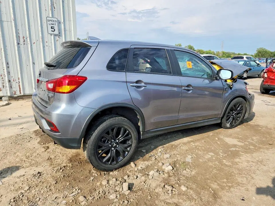 2018 MITSUBISHI OUTLANDER SPORT VIN JA4AP3AU1JU004761 фото 3