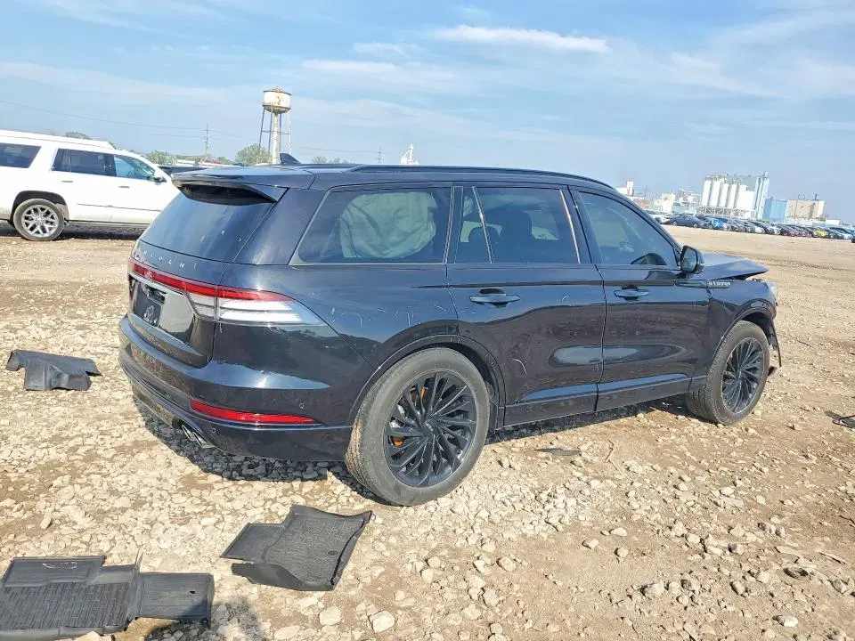 2023 LINCOLN AVIATOR VIN 5LM5J7XC5PGL28651 фото 3