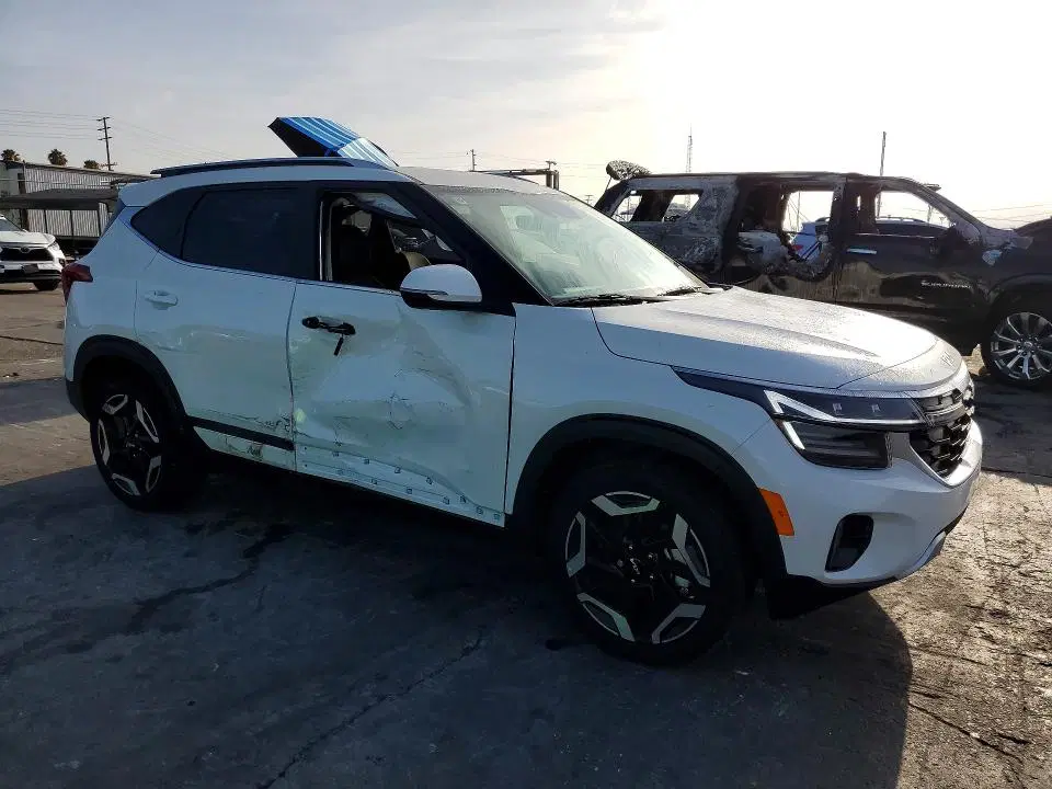 2026 KIA Seltos VIN KNDETCA7XT7882249 фото 4