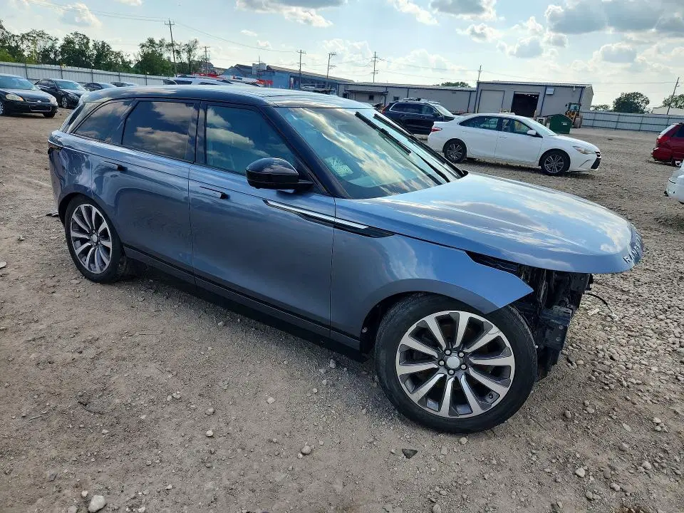 2018 LAND ROVER RANGE ROVER VELAR VIN SALYB2RV0JA719700 фото 4