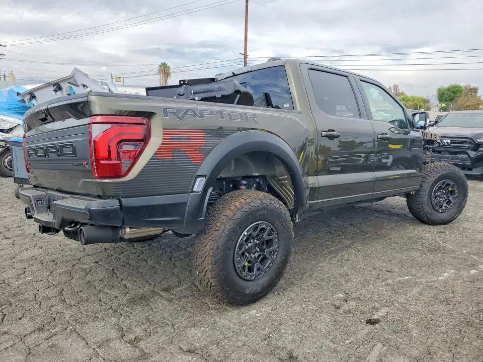 2026 Ford F150 VIN 1FTFW1RJ9TFB44061 фото 3