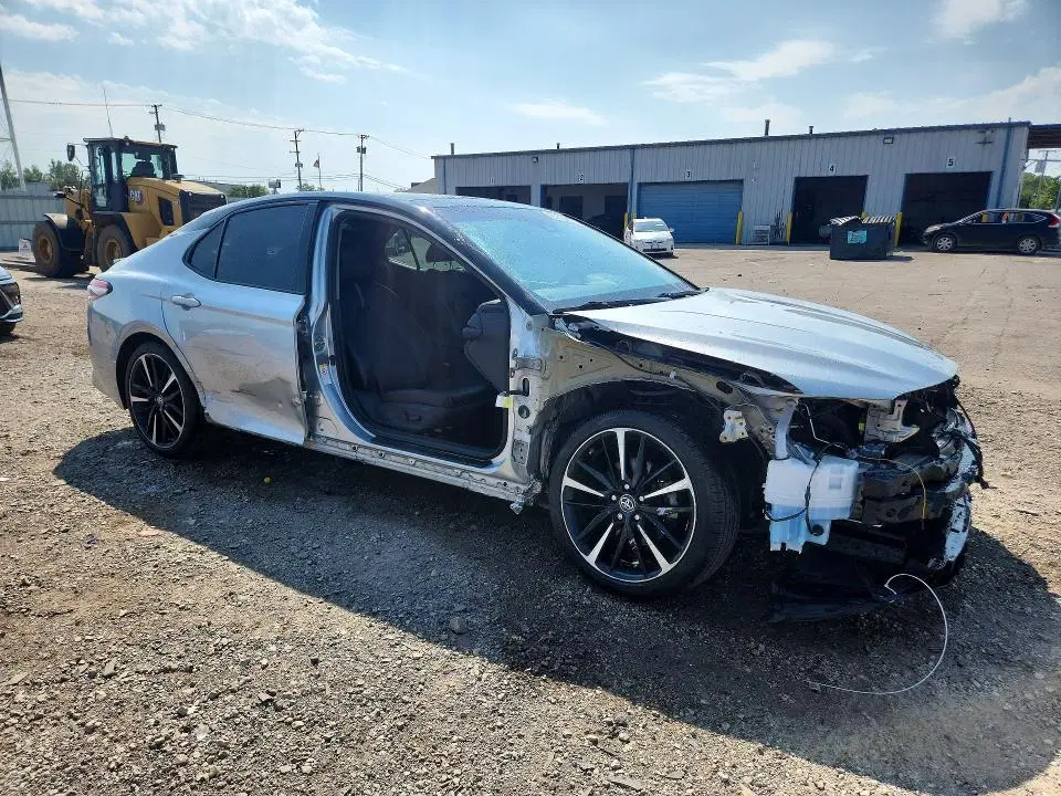 2018 TOYOTA CAMRY VIN 4T1BZ1HKXJU003181 фото 4