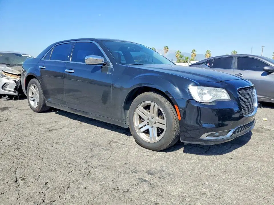 2016 Chrysler 300C VIN 2C3CCAEG5GH342974 фото 4