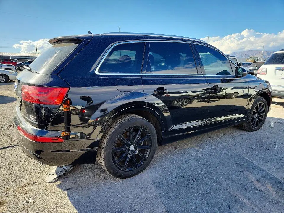 2017 Audi Q7 VIN WA1LAAF79HD000453 фото 3