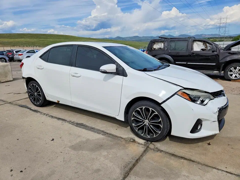 2015 Toyota Corolla VIN 5YFBURHE4FP188795 фото 4