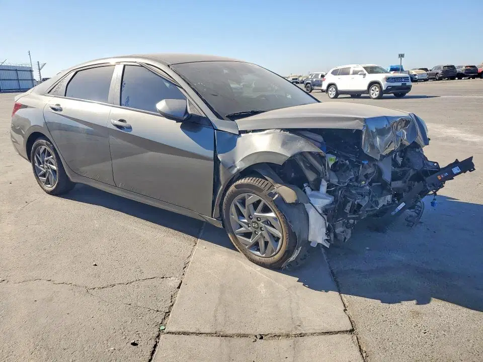 2026 Hyundai ELANTRA HYBRID VIN KMHLM4DJ3TU185164 фото 4