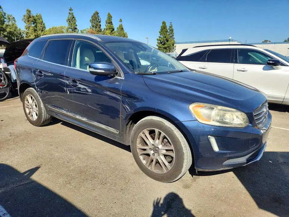 2015 Volvo XC60 VIN YV440MDK6F2670232 фото 4