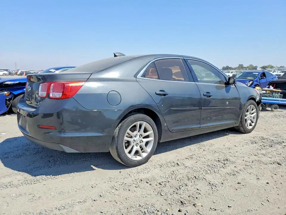 2015 Chevrolet Malibu VIN 1G11C5SL7FF316302 фото 3