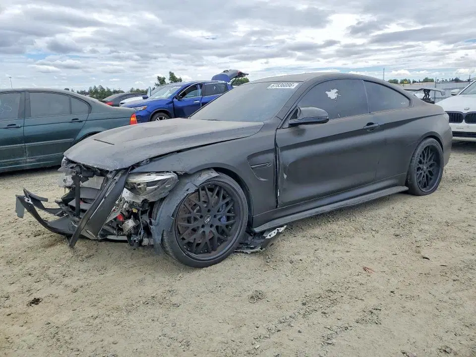 WBS4Y9C54JAA85535 — 2018 BMW M4, Передняя часть (Front End), фото до ремонта