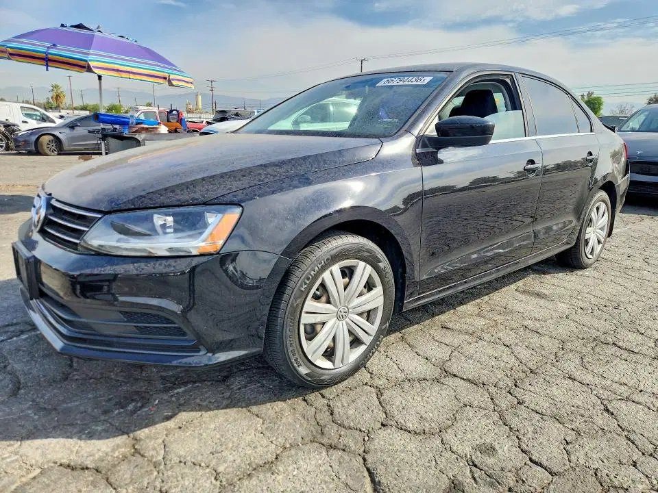 3VW2B7AJ7HM391236 — 2017 Volkswagen Jetta, Задняя часть (Rear End), фото до ремонта