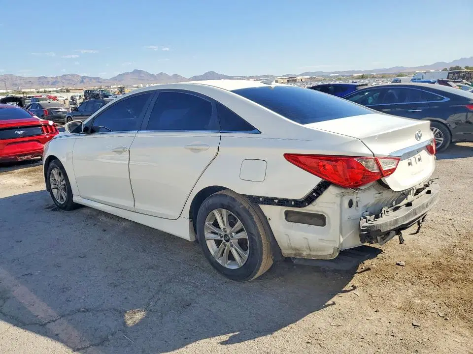 2014 Hyundai Sonata VIN 5NPEB4AC4EH914665 фото 2