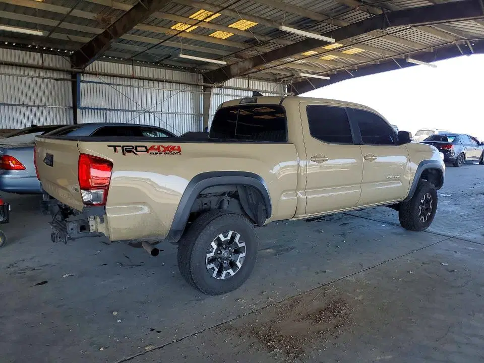 2017 Toyota Tacoma VIN 3TMDZ5BN5HM018242 фото 3