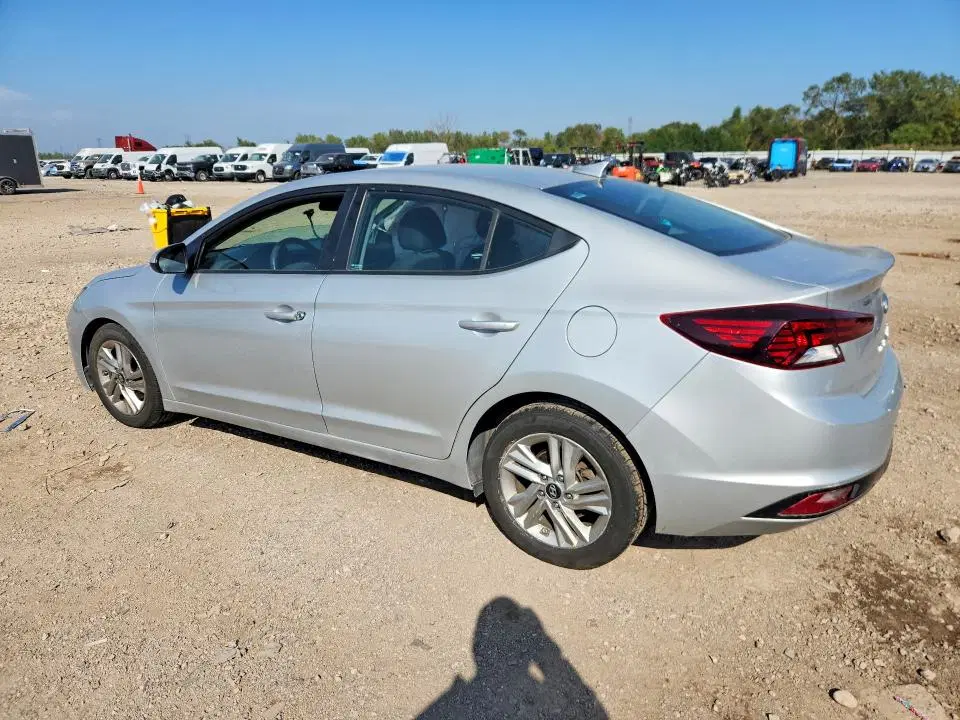 2019 HYUNDAI ELANTRA VIN 5NPD84LF4KH412770 фото 2