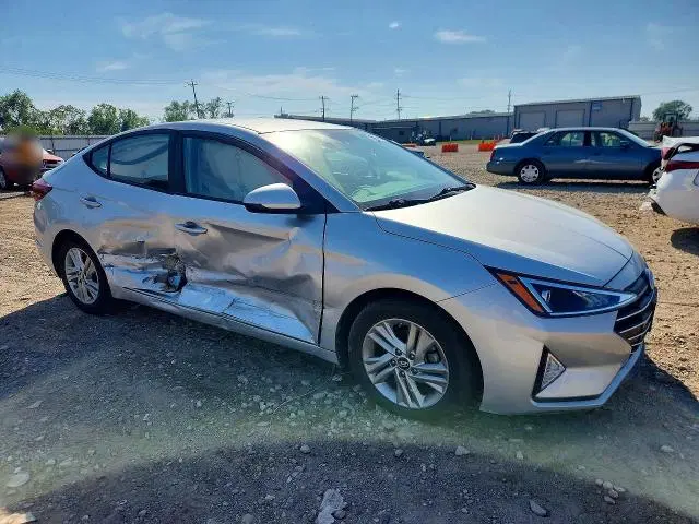 2019 HYUNDAI ELANTRA VIN 5NPD84LF4KH412770 фото 4