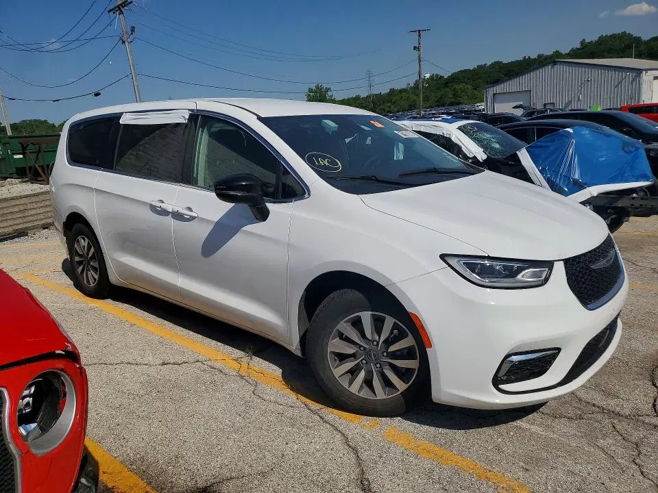 2024 CHRYSLER PACIFICA VIN 2C4RC1S7XRR150294 фото 3