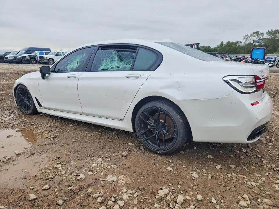 2017 BMW 750 VIN WBA7F2C37HG422832 фото 3