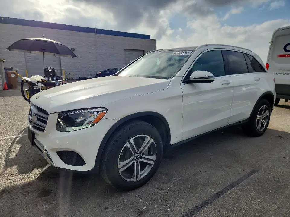 WDC0G4JB0JV019181 — 2018 Mercedes-Benz GLC 300, Мелкие вмятины и царапины (Minor Dent/Scratches), фото до ремонта
