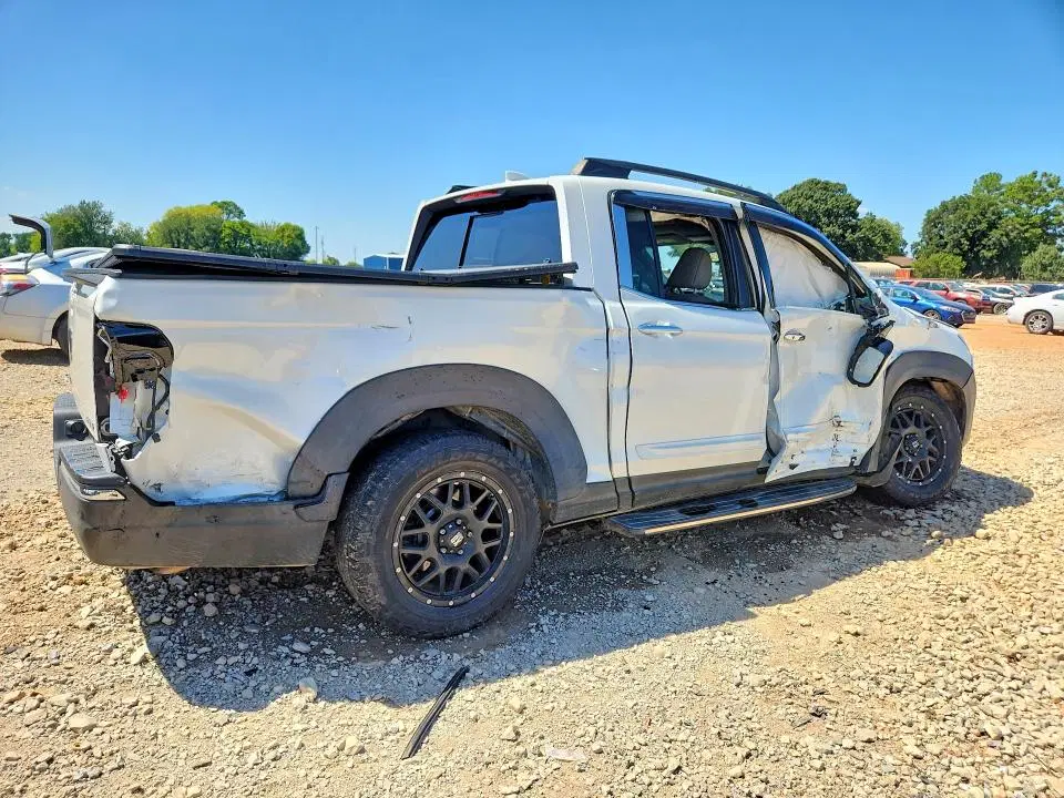 2020 HONDA RIDGELINE VIN 5FPYK3F70LB000130 фото 3