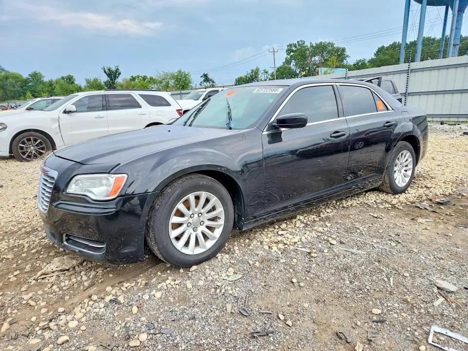 2C3CCAAG4EH217760 — 2014 Chrysler 300, Подтопление, фото до ремонта