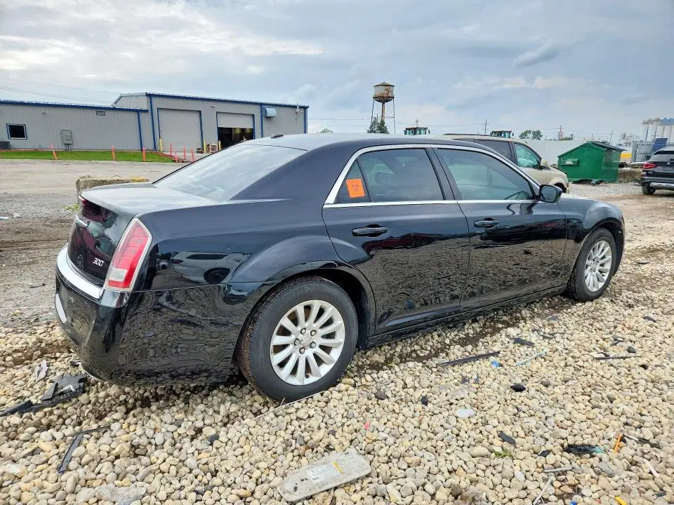 2014 CHRYSLER 300 VIN 2C3CCAAG4EH217760 фото 3