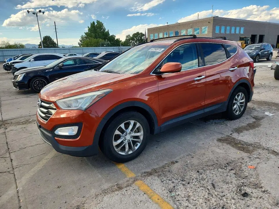 5XYZUDLB1GG365341 — 2016 Hyundai Santa FE Sport, град, фото до ремонта