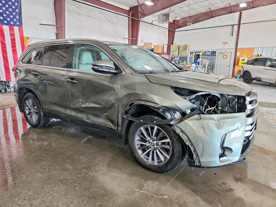 2019 TOYOTA HIGHLANDER VIN 5TDJZRFH7KS979592 фото 4