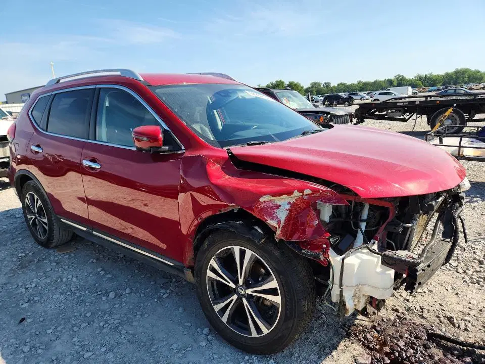 2017 NISSAN ROGUE VIN JN8AT2MTXHW407509 фото 4