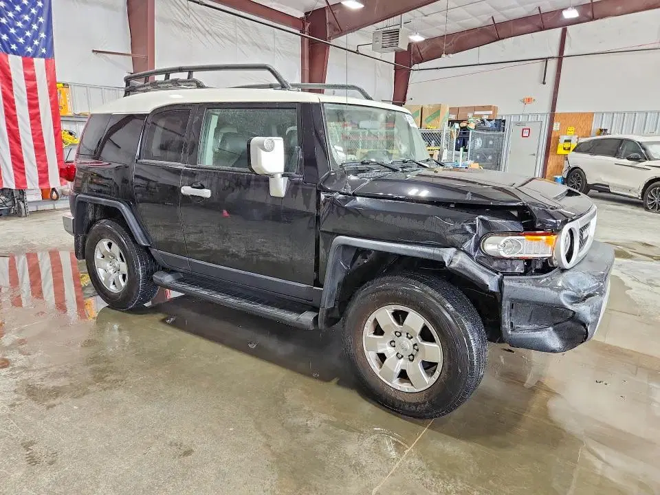 2007 TOYOTA FJ CRUISER VIN JTEZU11F170012362 фото 3