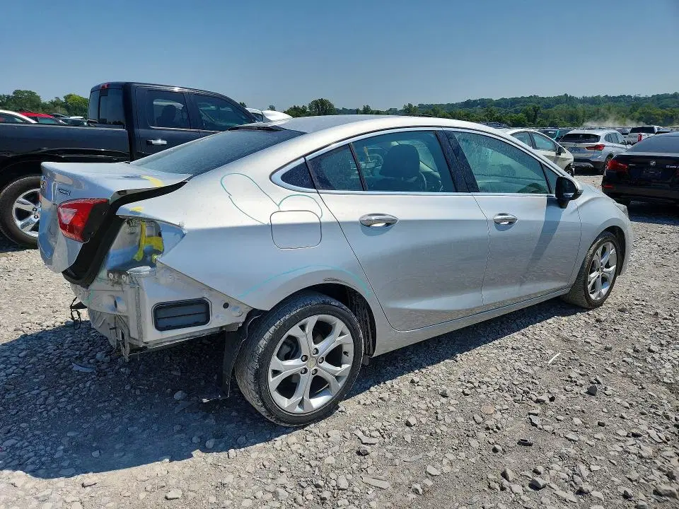 2018 CHEVROLET CRUZE VIN 1G1BF5SM0J7177119 фото 3