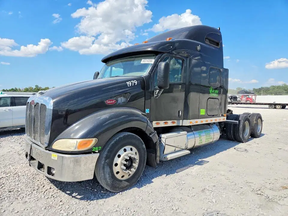1XP7DB9X65D855962 — 2005 Peterbilt 387, Повреждения со всех сторон, фото до ремонта