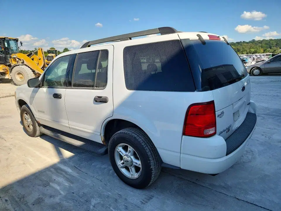 2005 FORD EXPLORER VIN 1FMZU73E05ZA17696 фото 2