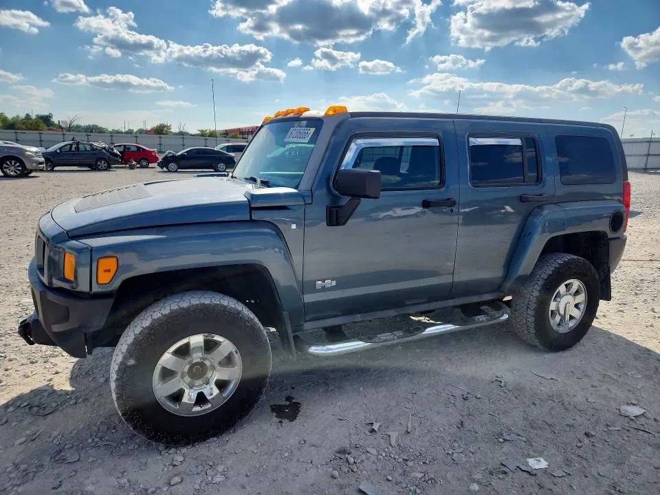 5GTDN13E278236430 — 2007 Hummer H3, передняя часть, фото до ремонта