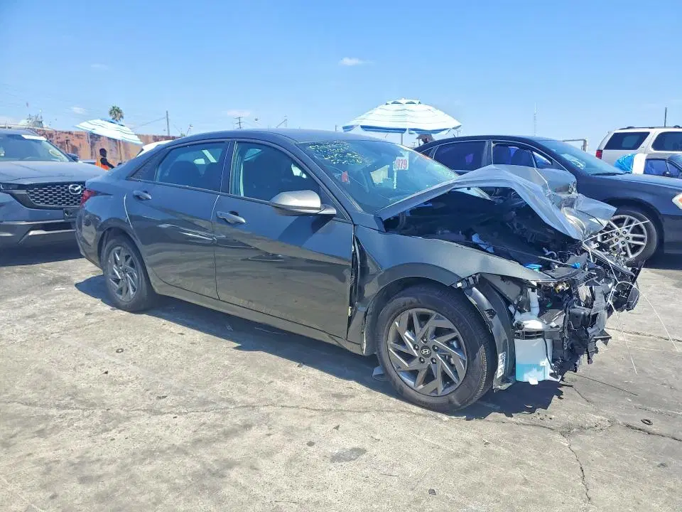 2026 Hyundai ELANTRA HYBRID VIN KMHLM4DJ8TU184138 фото 4