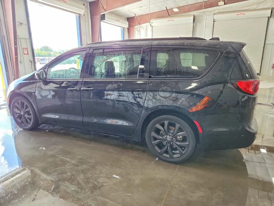 2019 CHRYSLER PACIFICA VIN 2C4RC1EG4KR628064 фото 2