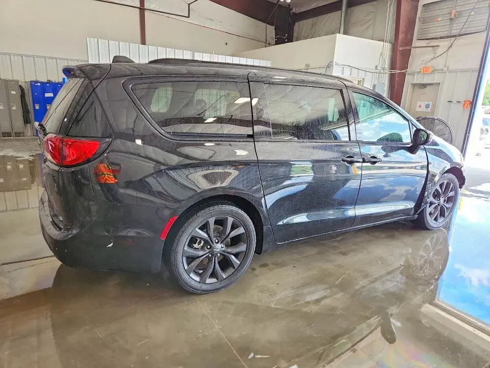 2019 CHRYSLER PACIFICA VIN 2C4RC1EG4KR628064 фото 3