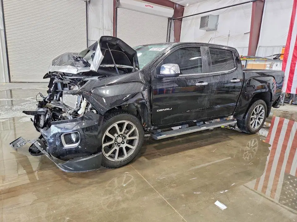 1GTG6EEN7L1130533 — 2020 GMC Canyon, Передняя часть, фото до ремонта