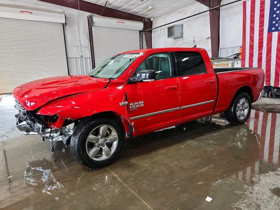 1C6RR7TT2KS576313 — 2019 RAM 1500 Classic, Передняя часть, фото до ремонта