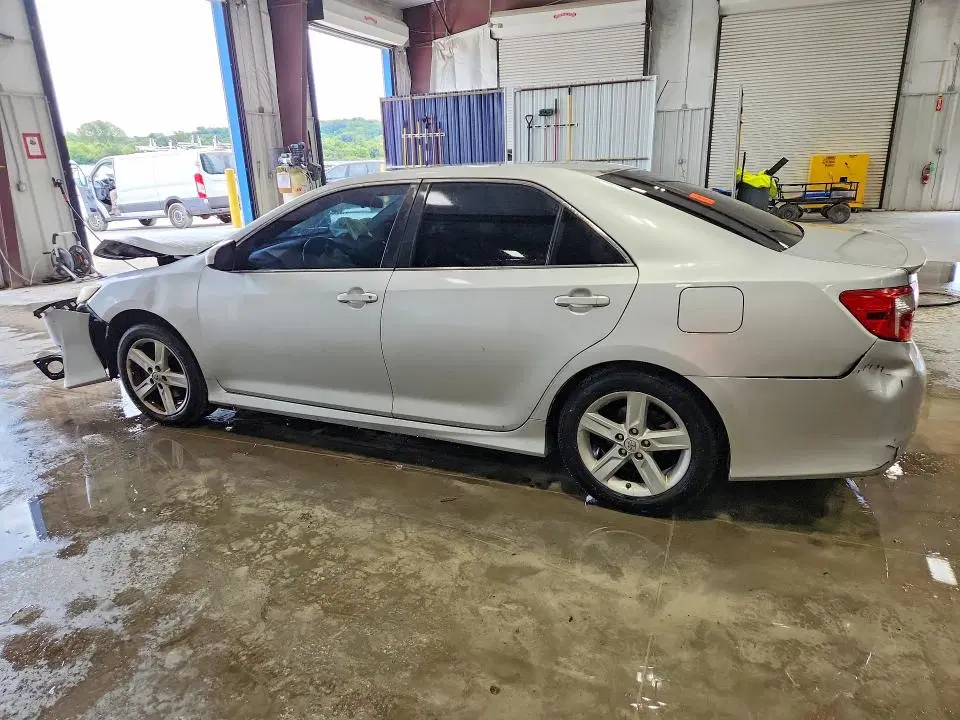 2014 TOYOTA CAMRY VIN 4T1BF1FK8EU779049 фото 2