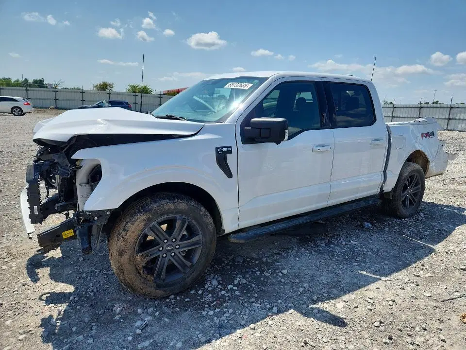 1FTFW1E50NKE93595 — 2022 Ford F150, Передняя часть, фото до ремонта